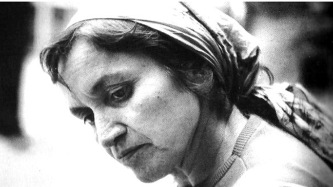 Annie Murath homenajeará a Violeta Parra en la Peluquería Francesa