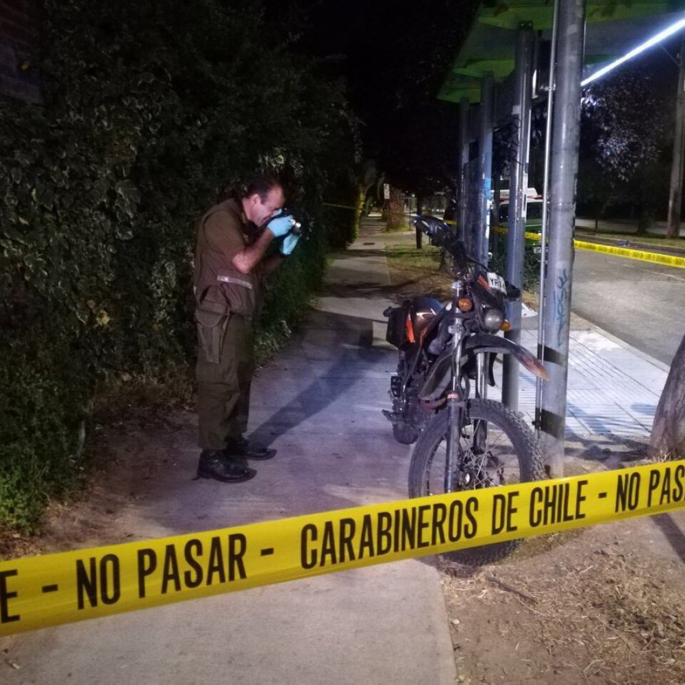 Una mujer junto a su nieto sufrieron un robo al interior de su casa en Puente Alto
