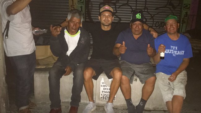 El futbolista Pablo González regaló 80 cenas de Navidad a personas en situación de calle