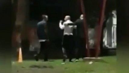   El enfrentamiento de Sampaoli con policías en Casilda: Boludo, ganas 100 pesos por mes 