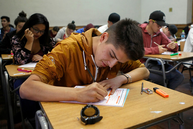 Estos son los colegios y liceos que más puntajes nacionales obtuvieron