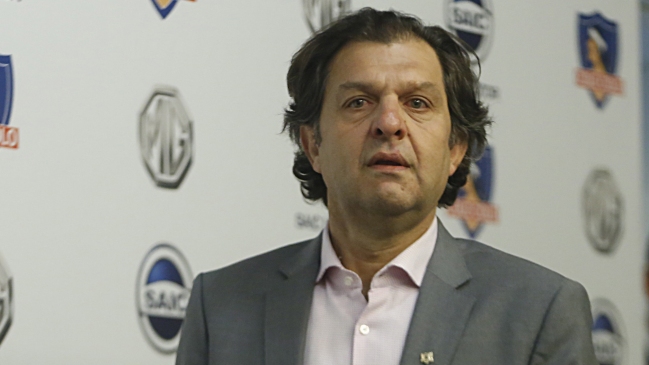 Aníbal Mosa buscará convencer a Lucas Barrios en Buenos Aires