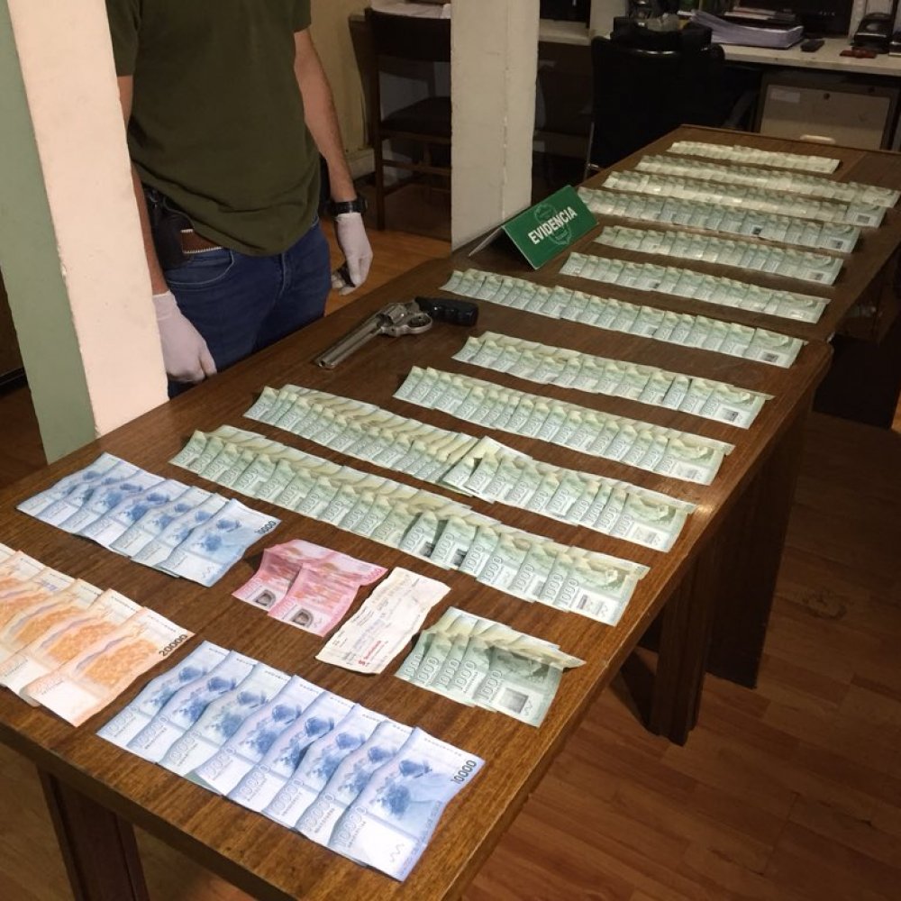 Detienen a dos integrantes de 