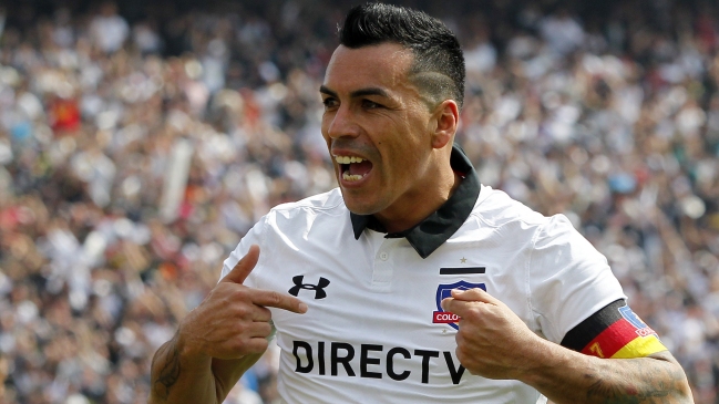 Matutino reveló que Esteban Paredes pidió que se le aumentara el sueldo si llegaba Lucas Barrios