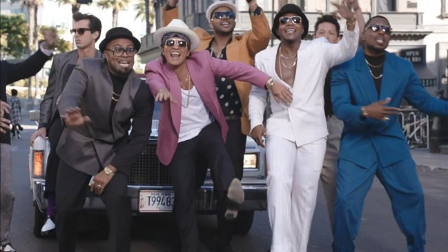 Bruno Mars recibe demanda por plagio en su hit 