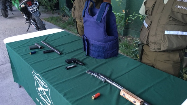 Ex integrante del MIR fue detenido por porte de armas en Villa Francia