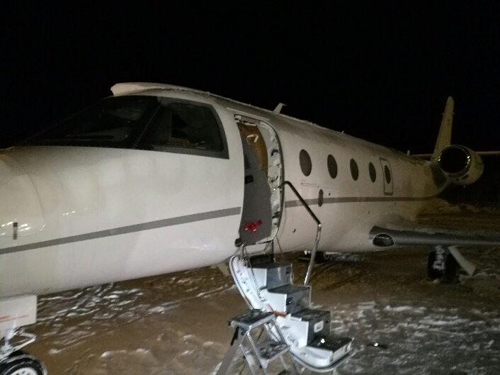 Piloto murió aplastado por la puerta de su propio avión