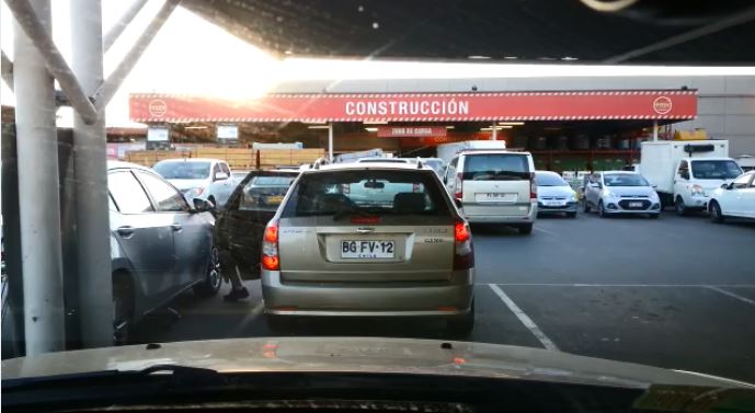 Víctima de rápido robo de ruedas que se volvió viral: Me dejaron una gata de regalo