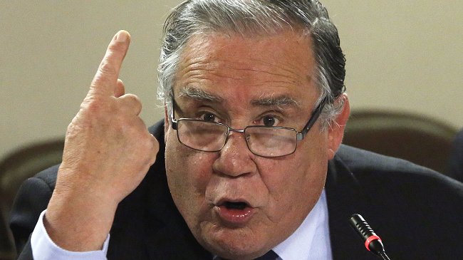 Ministro restó relevancia a carta de la Corte Suprema sobre el Sename