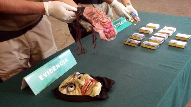 Adolescentes enmascarados realizaron un 