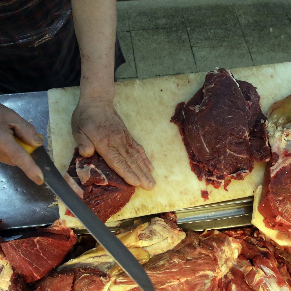 Carnicero se salvó de morir gracias a una prieta