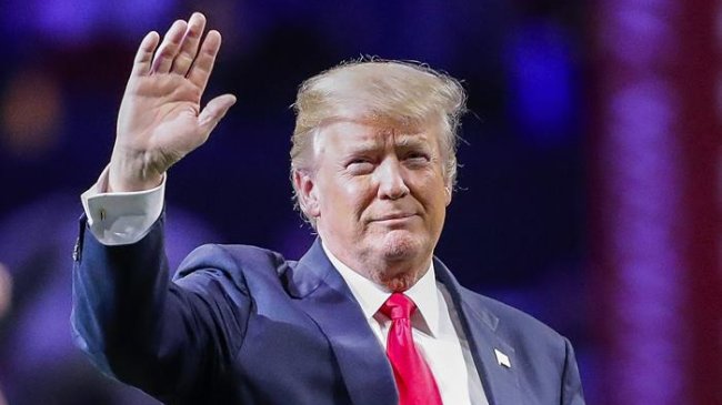 Coca Cola, Big Mac, Twitter y gritos a colaboradores en la rutina diaria de Trump