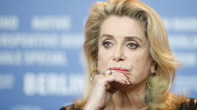 Deneuve pide perdón a las víctimas de abusos y lamenta la tergiversación
