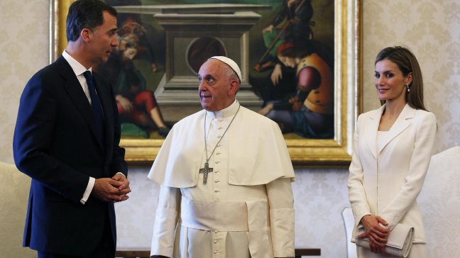 Protocolo: Las siete mujeres que pueden vestir de blanco frente al papa