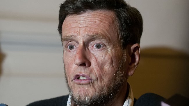 Carlos Larraín se juntó con Piñera y le hizo 