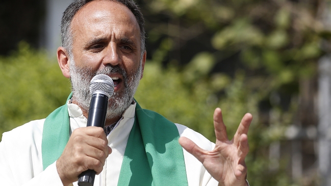 Capellán Hogar de Cristo: Me interesa más el mensaje de Jesús que lo que va a pasar con Barros