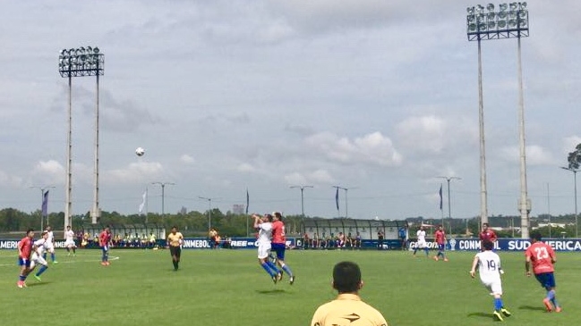 Chile venció a Costa Rica en el FIFPro América con goles de Francisco Pizarro y Oliver Toledo