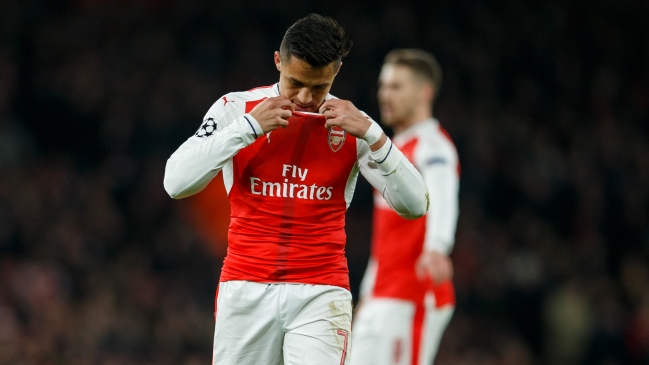 Columnista británico destrozó a Alexis: Sacrificó moral, principios y títulos a cambio de dinero