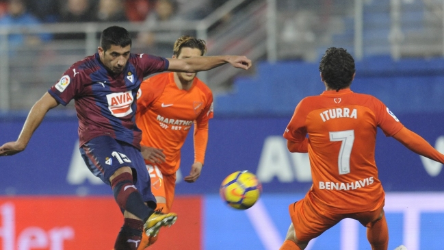 Eibar de Fabián Orellana rescató un empate ante Málaga de Manuel Iturra en la liga española