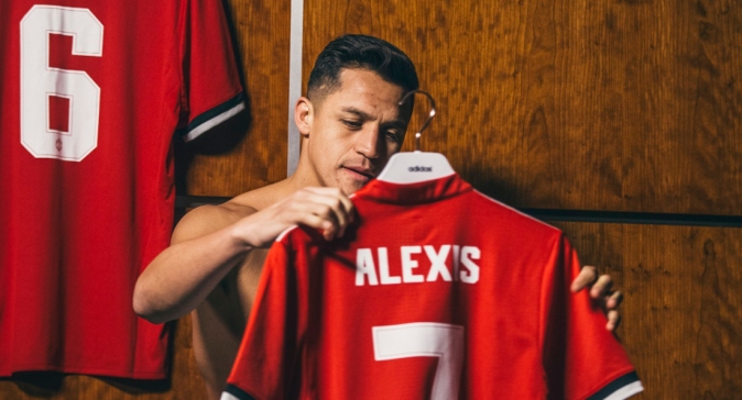 La bienvenida que le dieron a Alexis Sánchez en Manchester United