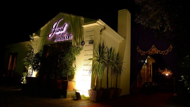 Dueño de restorán indio es condenado a tres años de libertad vigilada por trata de personas