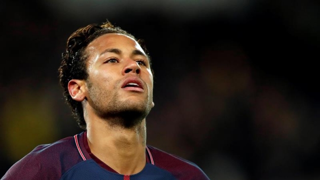 Neymar lamenta haber llegado a la liga francesa, según L'Équipe
