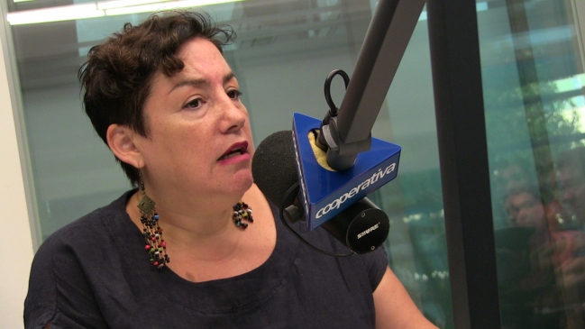 Beatriz Sánchez lee al gabinete de Piñera como 