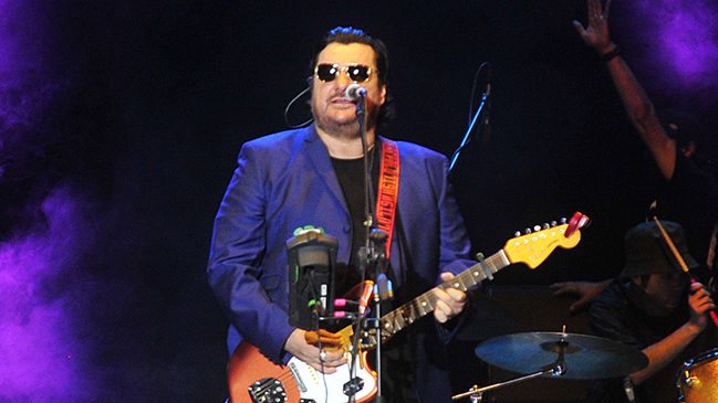 Álvaro Henríquez cancela presentación en la Cumbre del Rock por problemas de salud