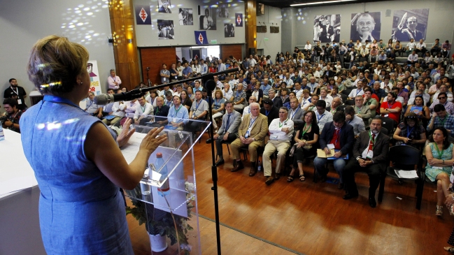 DC realiza su junta nacional con la renuncia de la mesa y la derrota electoral en el debate