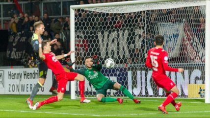  Twente de Cuevas ante PSV en Holanda  