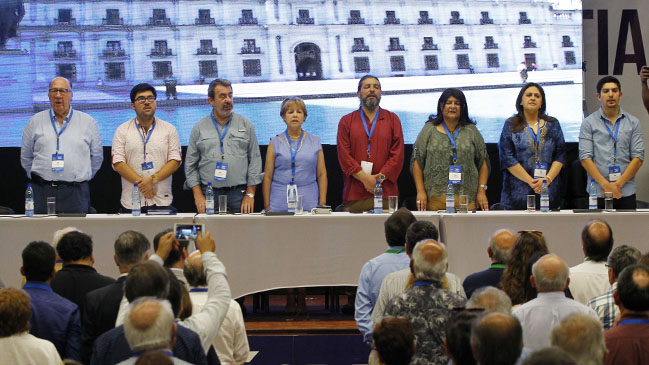 La DC acordó conversar con la izquierda y el Frente Amplio: Algunos militantes evalúan renunciar