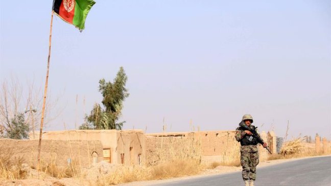 Talibanes amenazan a Trump con más violencia tras negativa a dialogar