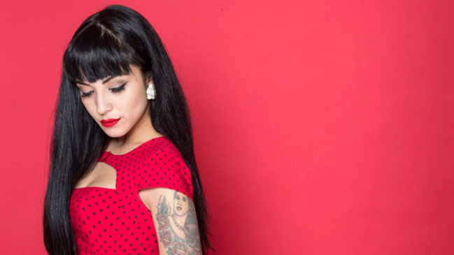 Frase de Mon Laferte sobre el amor y el dolor genera polémica