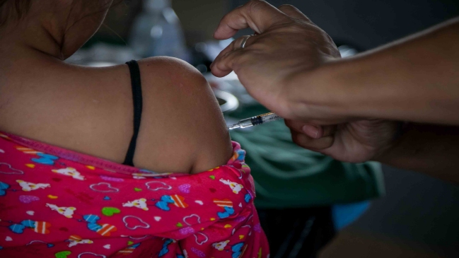 Médico detalla las precauciones que deben tener los viajeros ante la fiebre amarilla