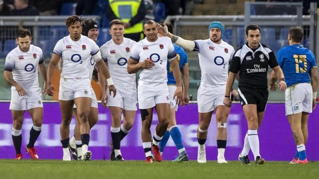 Inglaterra arrancó la defensa del título del Seis Naciones con un triunfo ante Italia