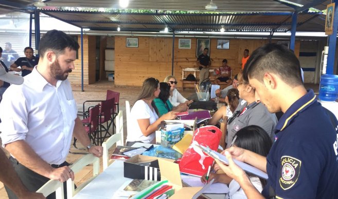 Allanaron sede de club paraguayo envuelto en trío sexual