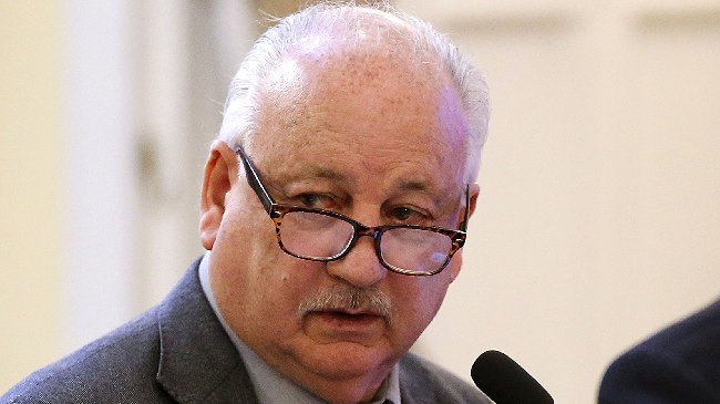 Presidente del Partido Comunista declaró en Fiscalía por millonaria venta de inmuebles