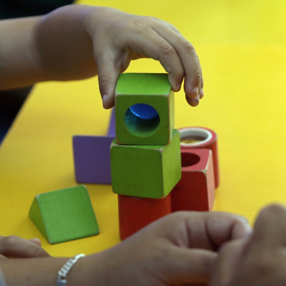 Junji deberá pagar $10 millones a funcionaria por divulgación de fotos íntimas