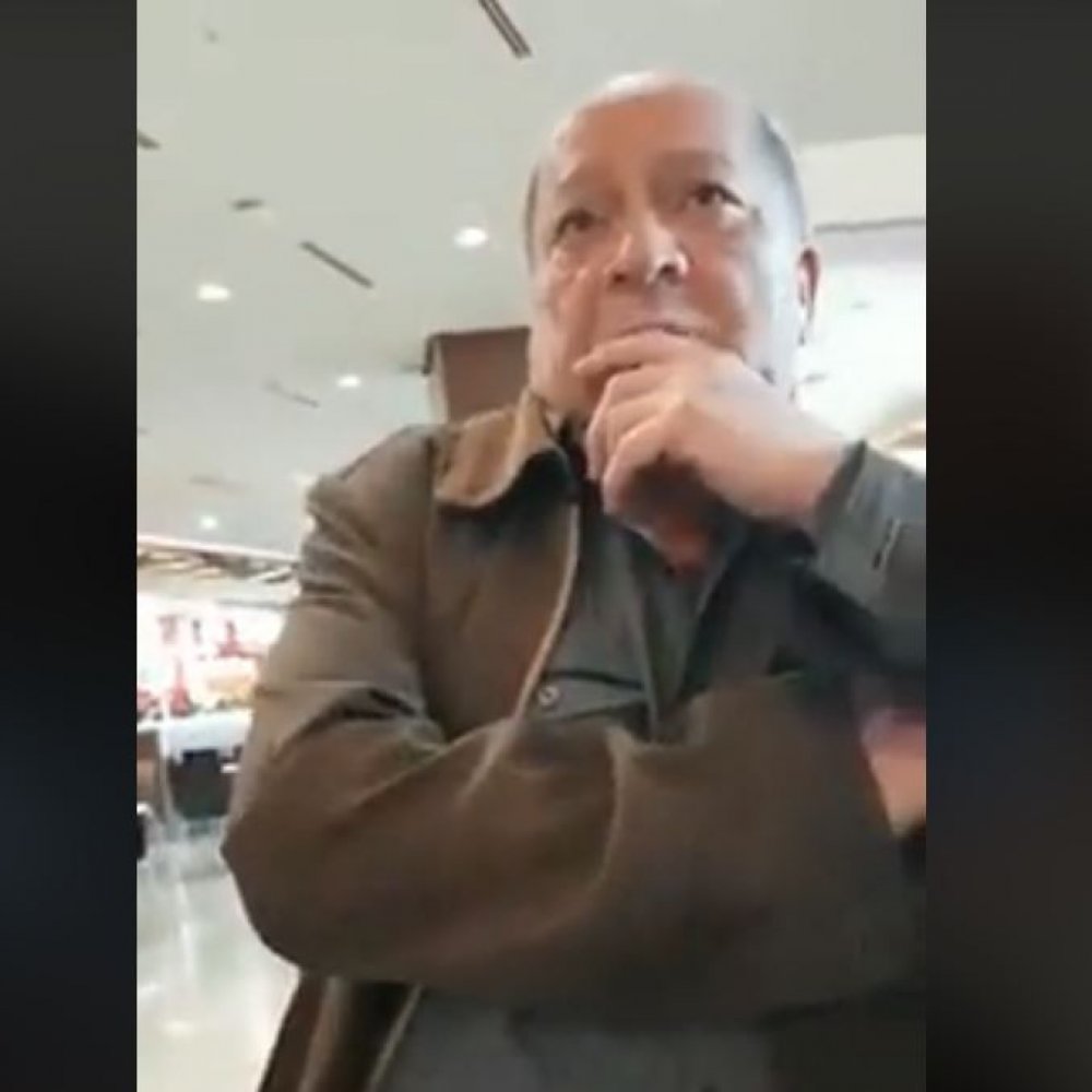 Funan a sujeto por despectivo trato con madre que estaba amamantando