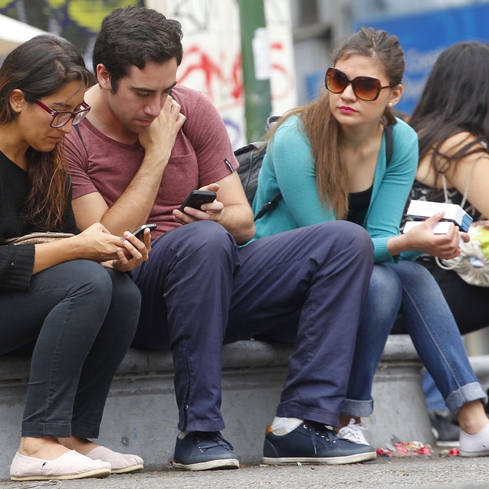 Google está probando aplicación que chatea con tus amigos por ti