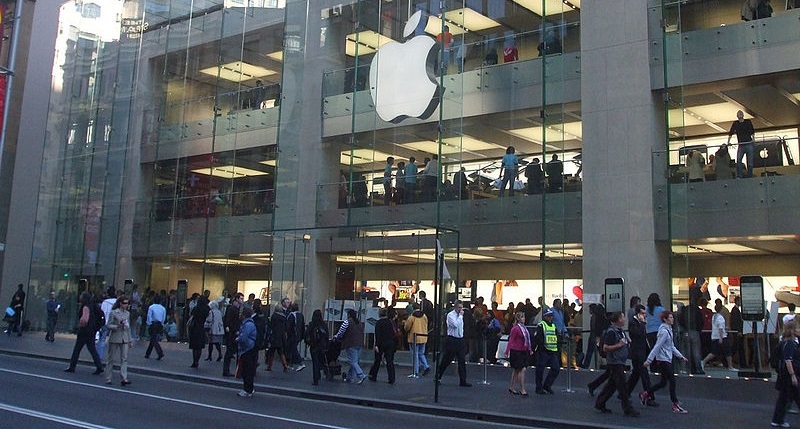 Nuevas oficinas de Apple tienen tanto vidrio que sus ingenieros no dejan de chocar