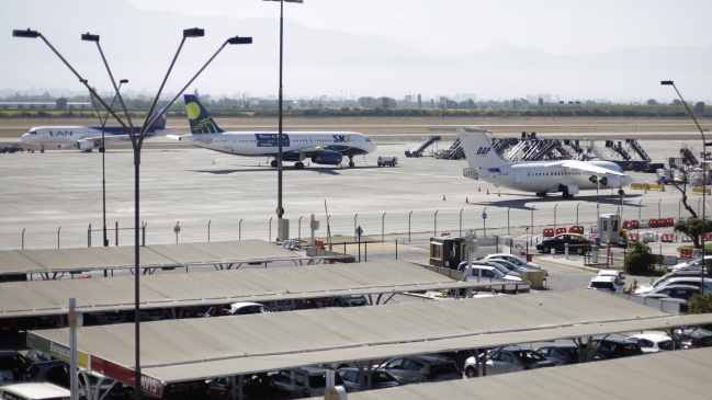 Precios de los pasajes aéreos cayeron 30% en 2017 y pueden seguir bajando