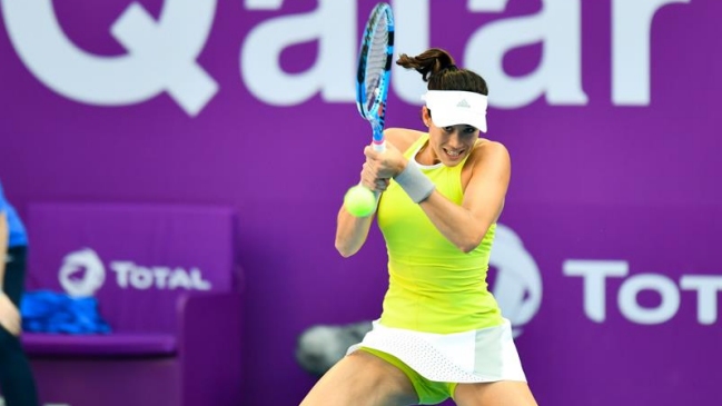 Halep abandonó Doha y Muguruza pasó directamente a la final