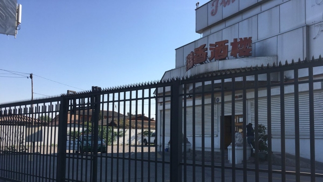 Dos delincuentes murieron luego que dueño de local de comida china impidiera robo a balazos