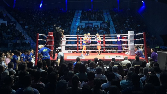 Tres títulos se disputan en velada internacional de boxeo en Arena Monticello