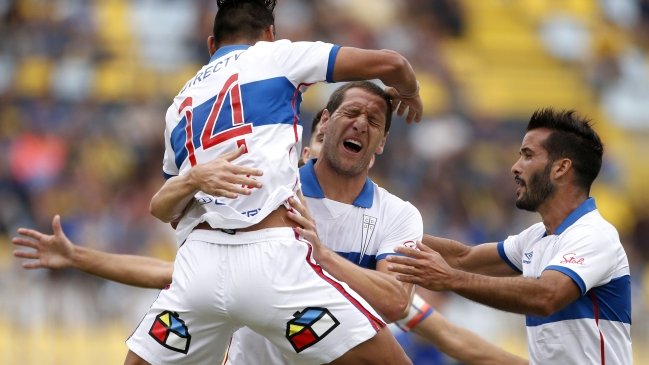 Universidad Católica es líder absoluto con este triunfo ante Everton