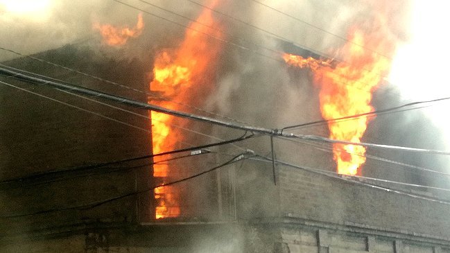 Incendio en el centro de Concepción dejó a una treintena de damnificados