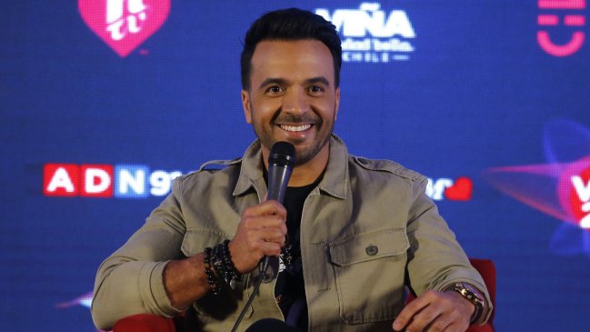 Luis Fonsi homenajeará a Jorge González cantando 