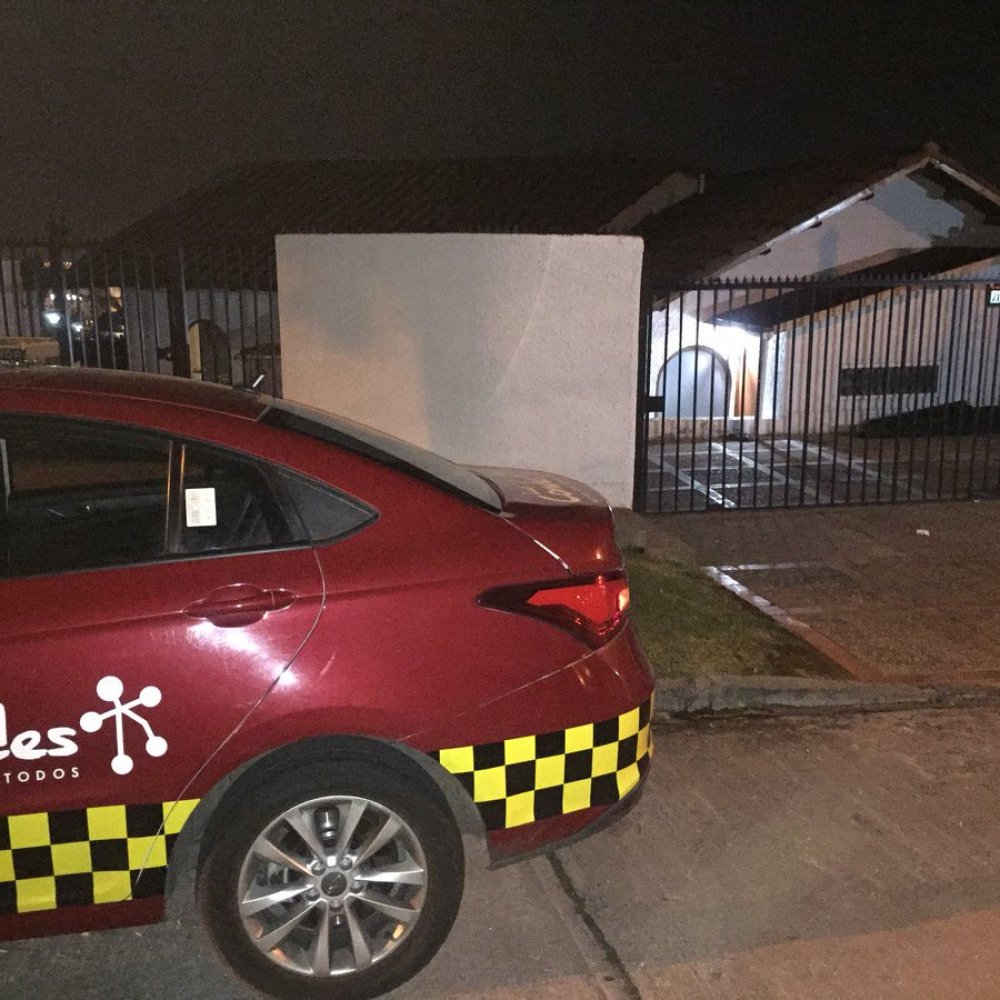 Conductor resultó con lesiones tras robo con intimidación en Las Condes