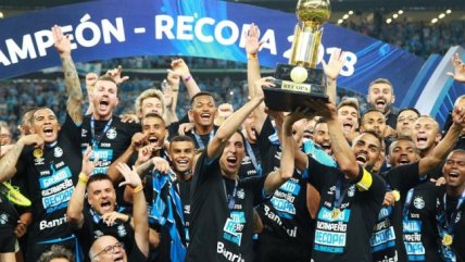  Gremio se quedó con la Recopa Sudamericana  